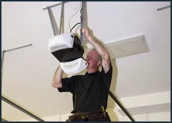 Garage Doors Store Repairs Las Vegas, NV 702-631-2493 - cont-gdr-door-opener-08m